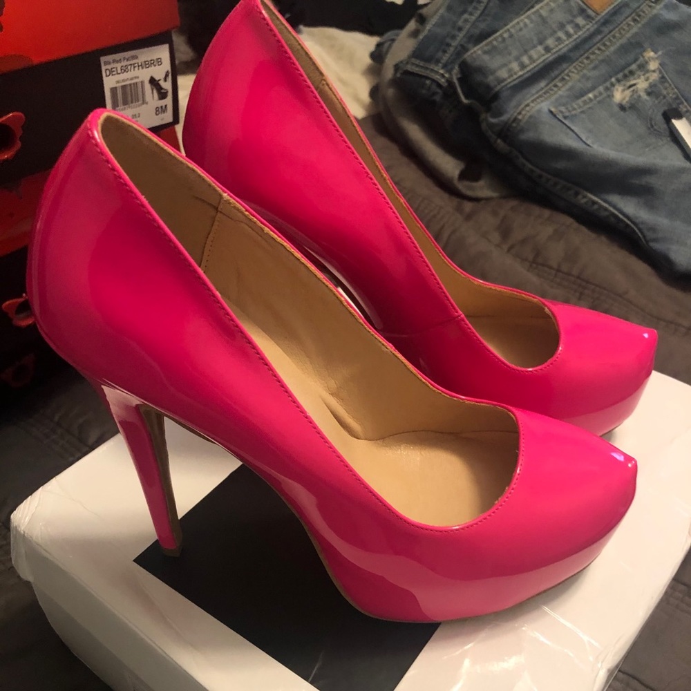 Hot pink stilettos!